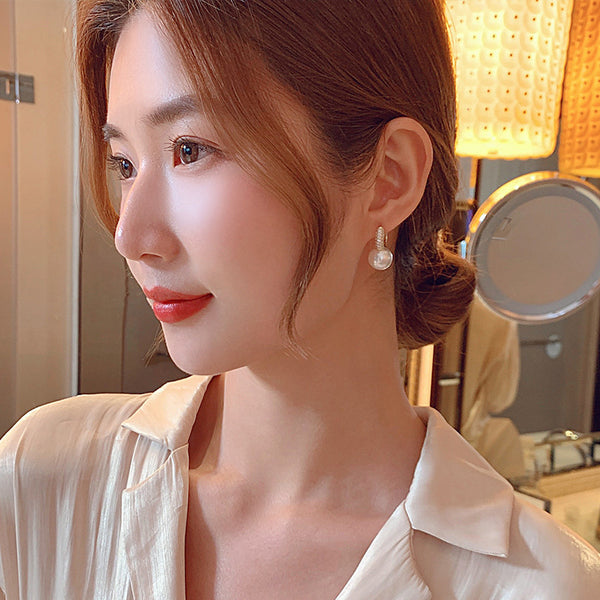 Women’s Summer Pearl Fashion Earrings