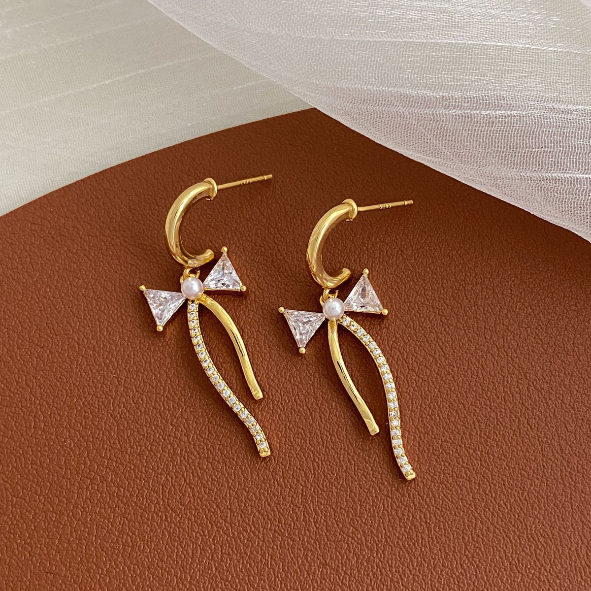Asymmetric Micro-Set Zirconia C-Shaped Earrings - Light Luxury & Versatile
