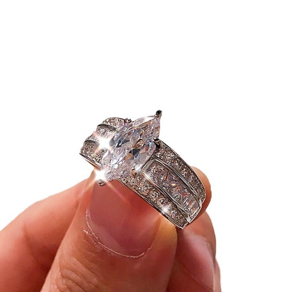 European & American Fashion Inlaid Rings -Stylish Design for Women