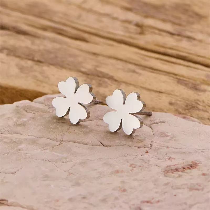 18K Gold Four-Leaf Clover Earrings, Titanium Steel, Fade-Resistant, High-End Design