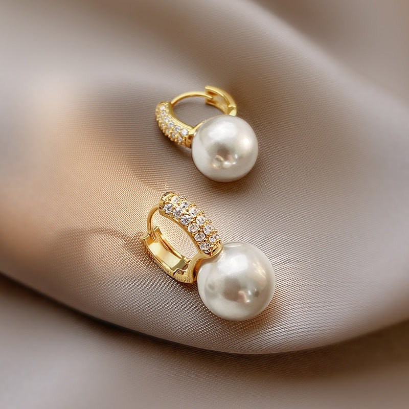 Women’s Summer Pearl Fashion Earrings