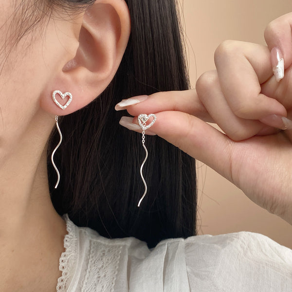 Long Asymmetric Hollow Wave Ear Clips – Light Luxury & Versatile Design